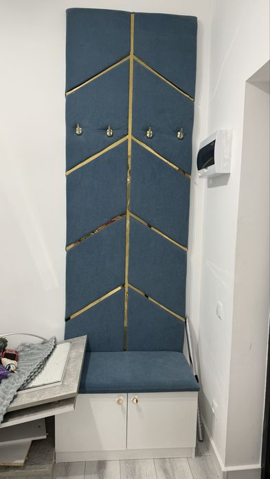 Прихожая вешелка