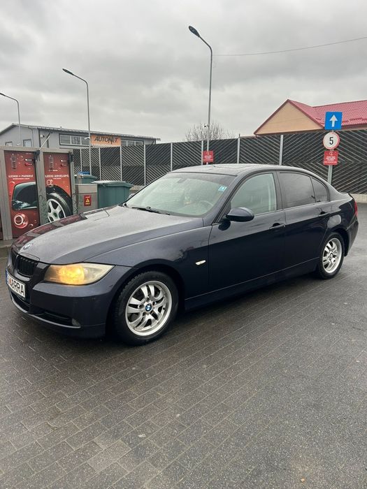 Vând BMW E 90,mașină personală