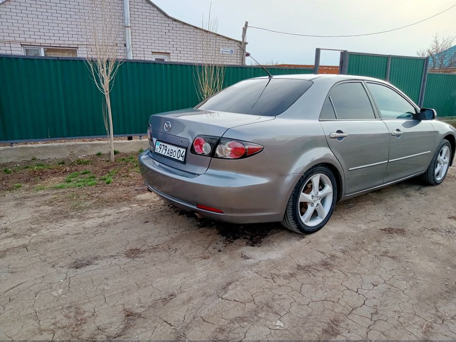 Автомобиль Мазда 6 рестайлинг.