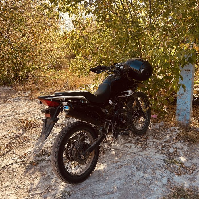 Продам мотоцикл ЗИД 250 кубов