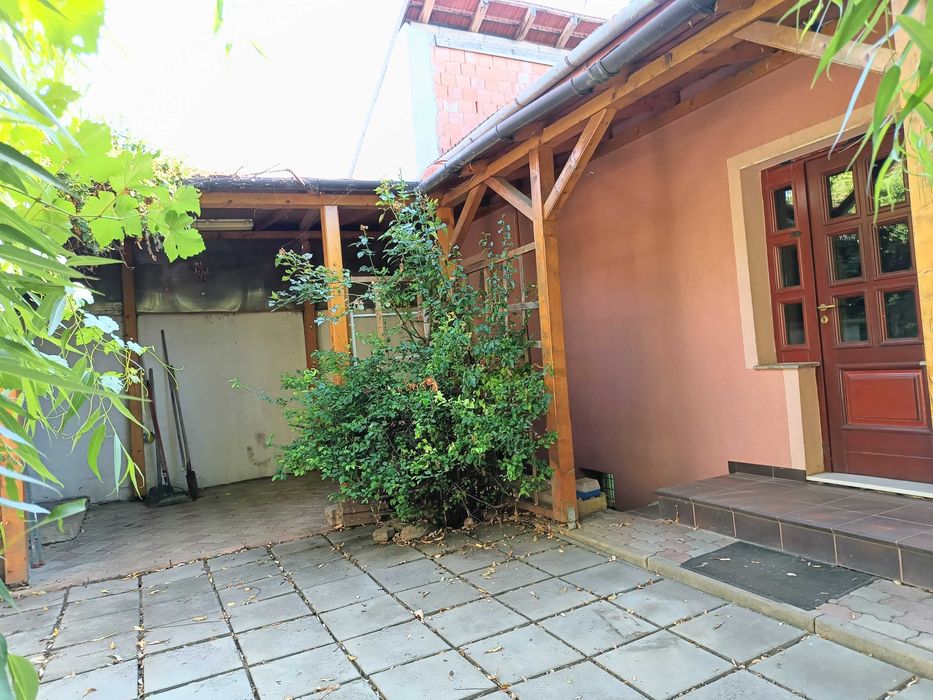 Casa spațioasă de vanzare – Aradul Nou