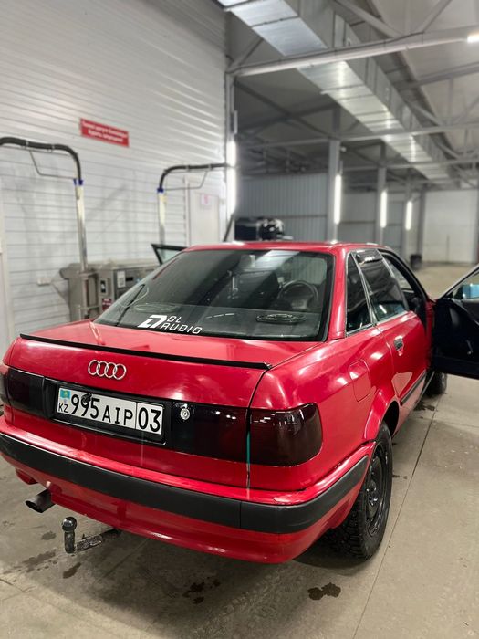 Продам Ауди 80 б4