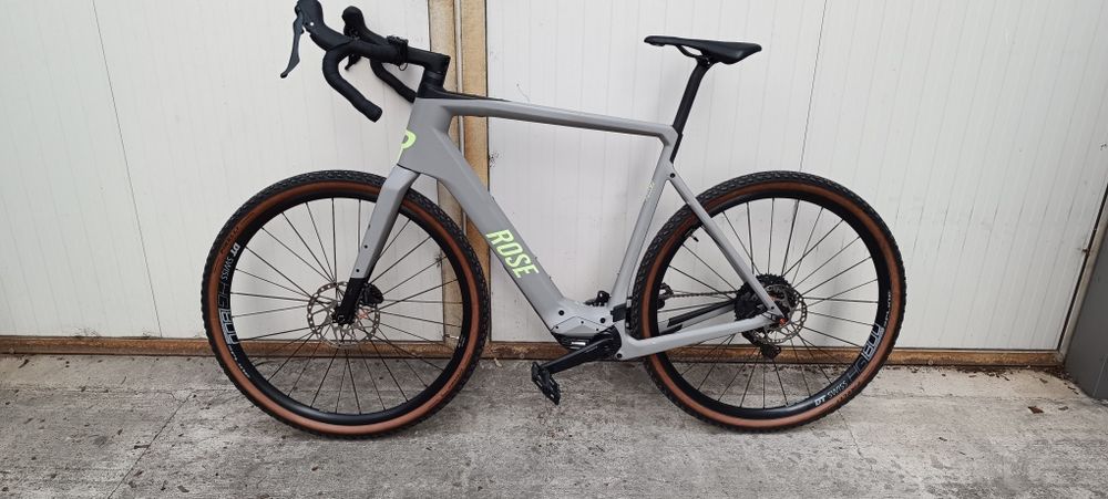 Карбонов електрически гравел Rose