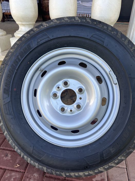Set 4 roți noi 215/70/R15C (Fiat,Peugeot,Citroen)
