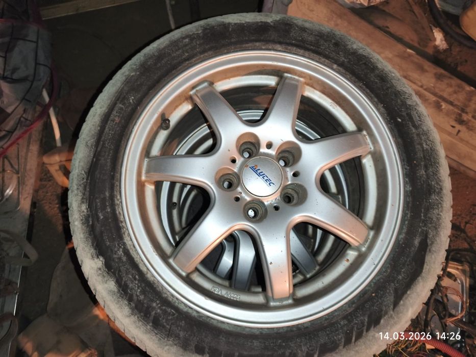 Vând jante cu cauciucuri Opel 205/55 R16 alutec