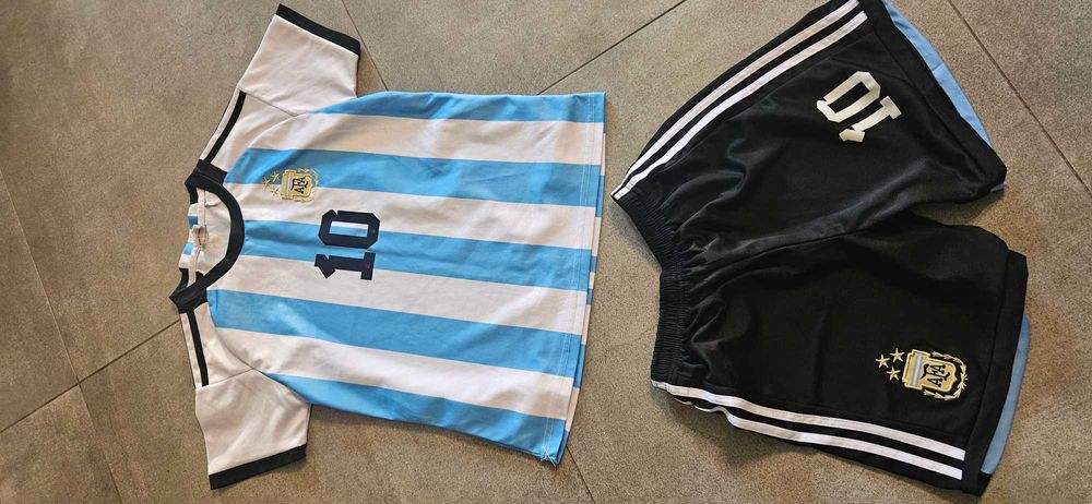 Форма футбольная