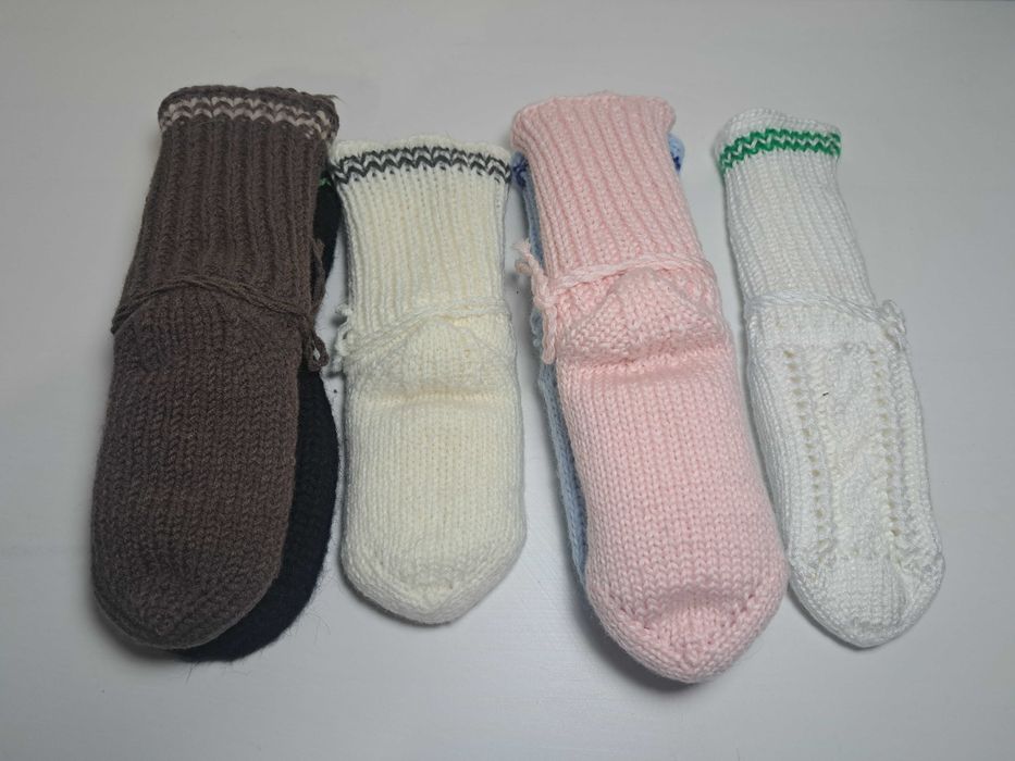 Ръчно плетени вълнени чорапи