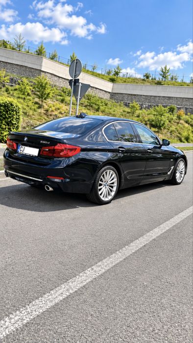BMW 530d xDrive G30 265CP | Istoric Complet | HUD | 360° | Trapă | ACC