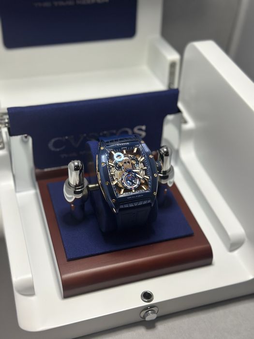 CVSTOS Sealiner GMT Blue Steel 5N Red Gold – Чисто нов!