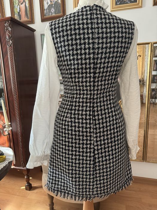 Rochita superba din lânǎ si bumbac