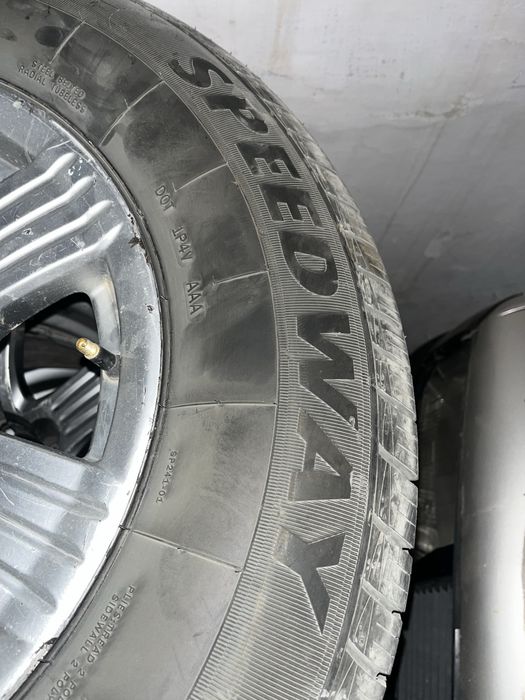 Шины 255/65R16 новые