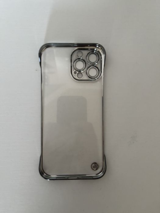 Прозрачен силиконов кейс за iPhone Pro Max 13