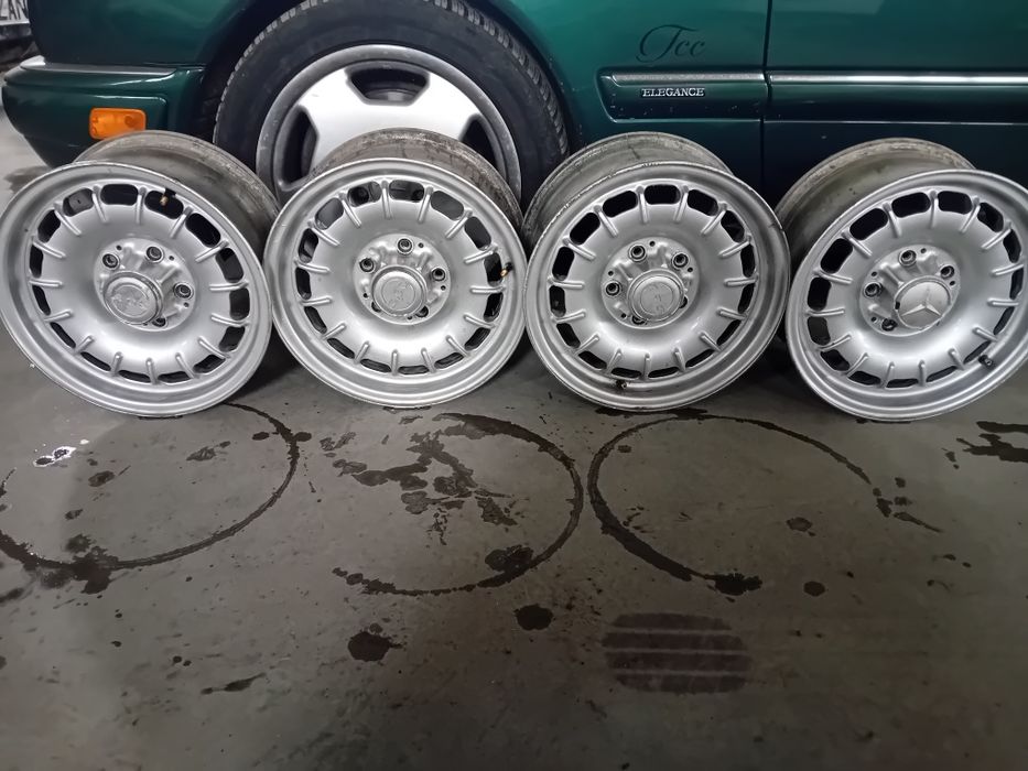 Piese Mercedes w115 w123 complete (originale)