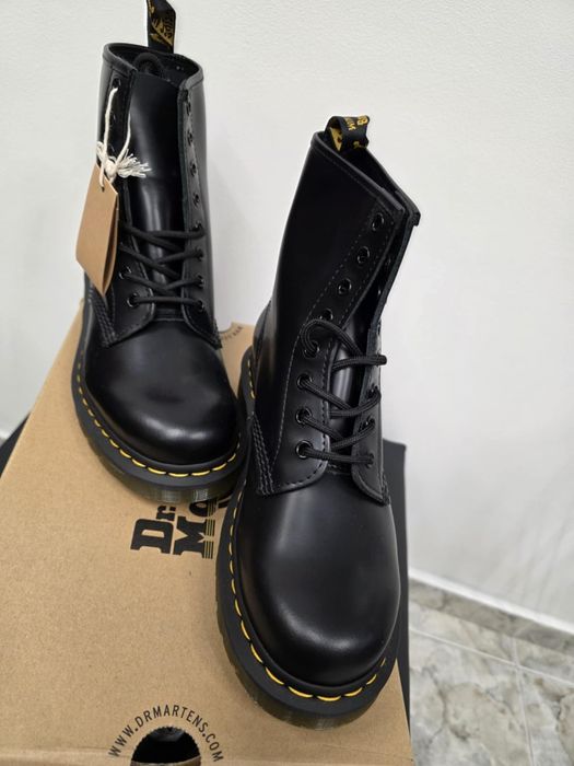 Боти Dr. Martens