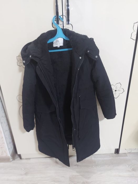 Зимний куртка капюшоном