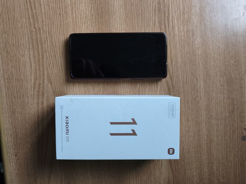 Vând telefon Xiaomi 11T