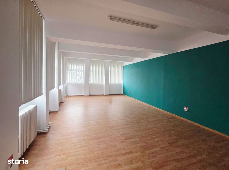 DE INCHIRIAT BIROU 38 mp Țesătura Podu Roș