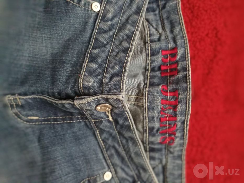 Джинсы  (двое разных) размер size 32 и 30