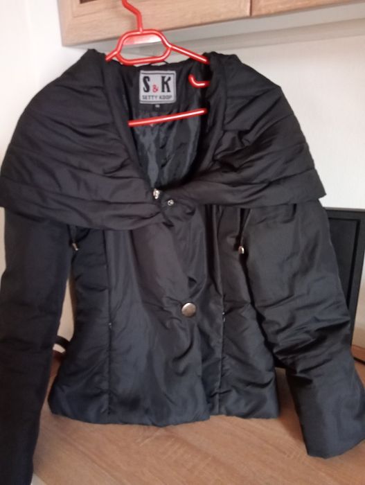 Vând 2 fâșuri superbe de dama la prețul de unul singur