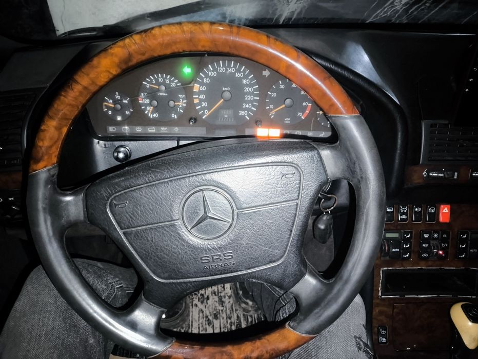 Mercedes W140 S500