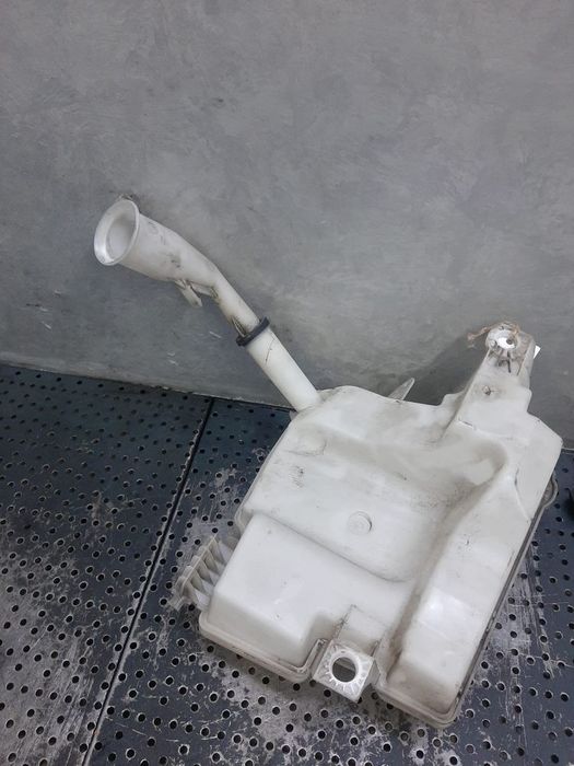 vas lichid parbriz ford focus 3 bv61-17b613-a bv61-17b613-b