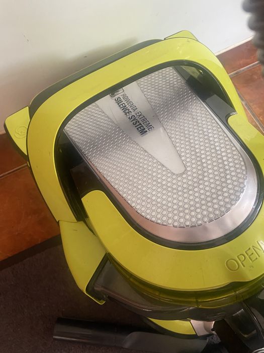 Aspirator fara sac ROwenta