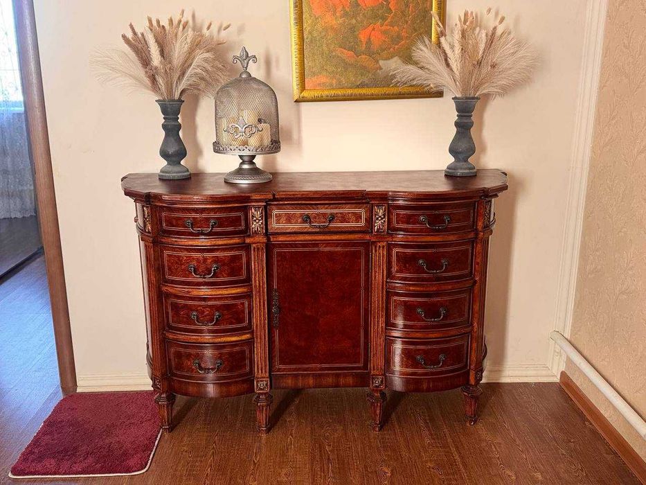 комод деревянный