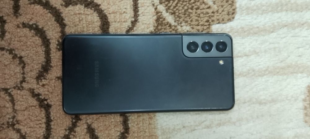 Обменяю ДВЕ Samsung s21 5g