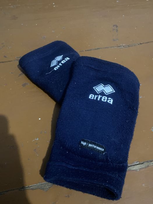 Errea,наколеник волейболный ориг