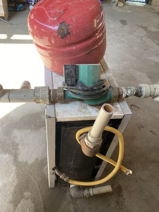 Продам газ напольный б/у