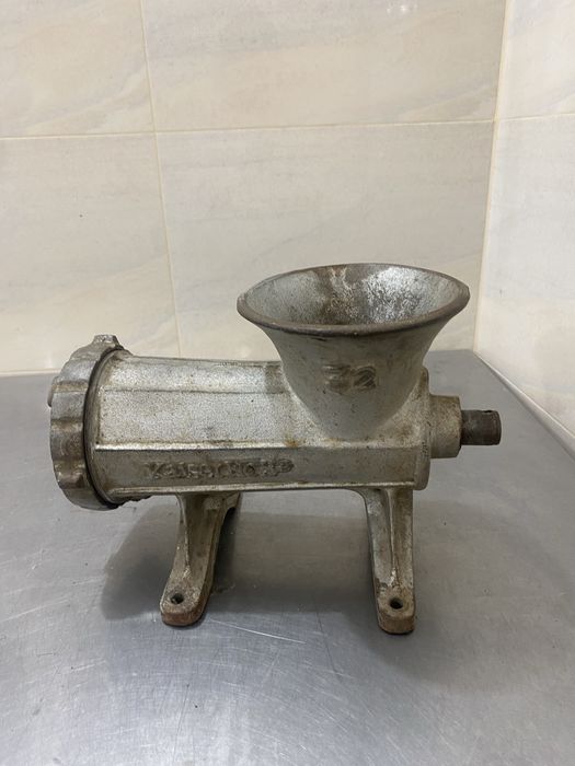 Vind masina de tocat carne