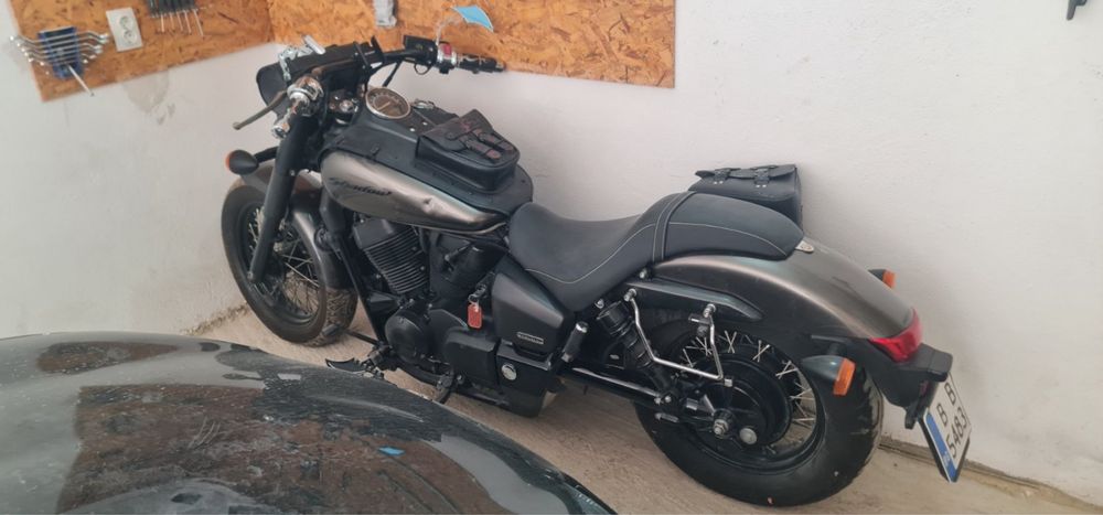 Продавам Honda Shadow