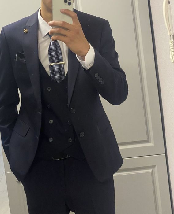 Продам Костюм Ватсап