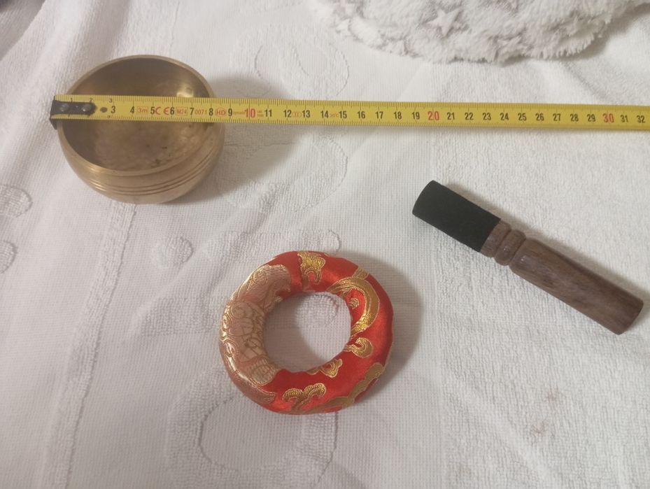 Пееща Тибетска купа