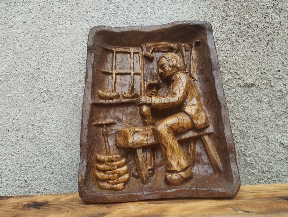 дърворезба изобразяваща Дърводелец