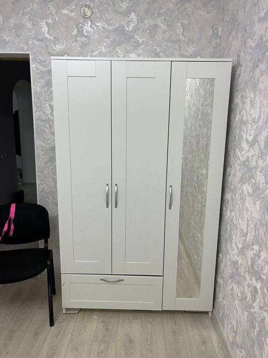 Шкаф Срочно Сатылады