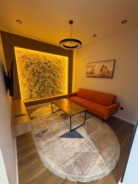 СРОЧНО!ПРОДАЁТСЯ 2/14/16 Мирабадский район
  ЖК " Mega Star House"
Ори