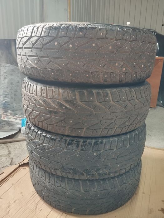 Зимние шины 225/65/R17