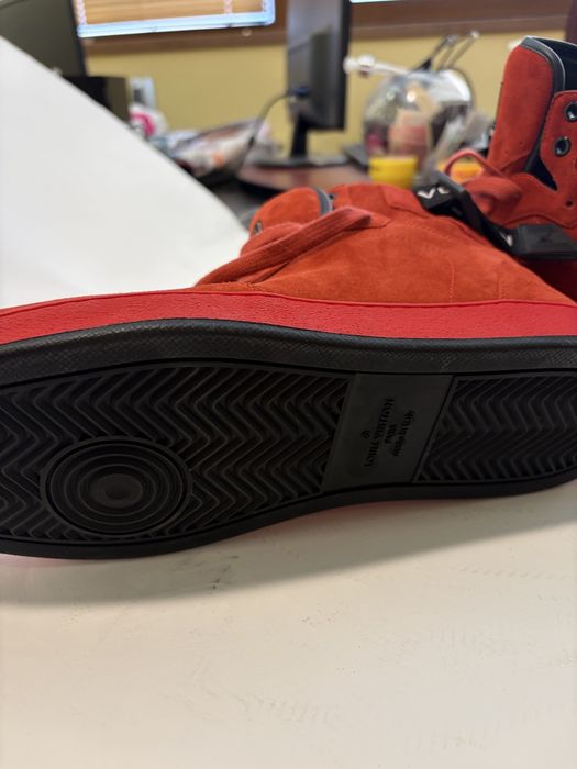 Маратонки Louis Vitton размер 43 червени