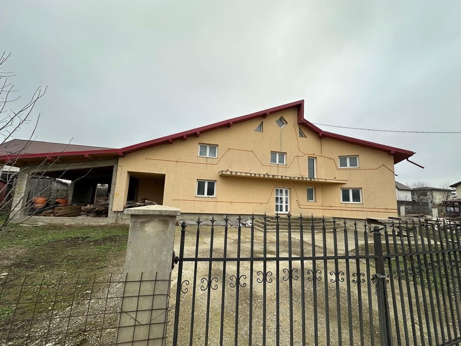 Casa spațioasă Miroslava