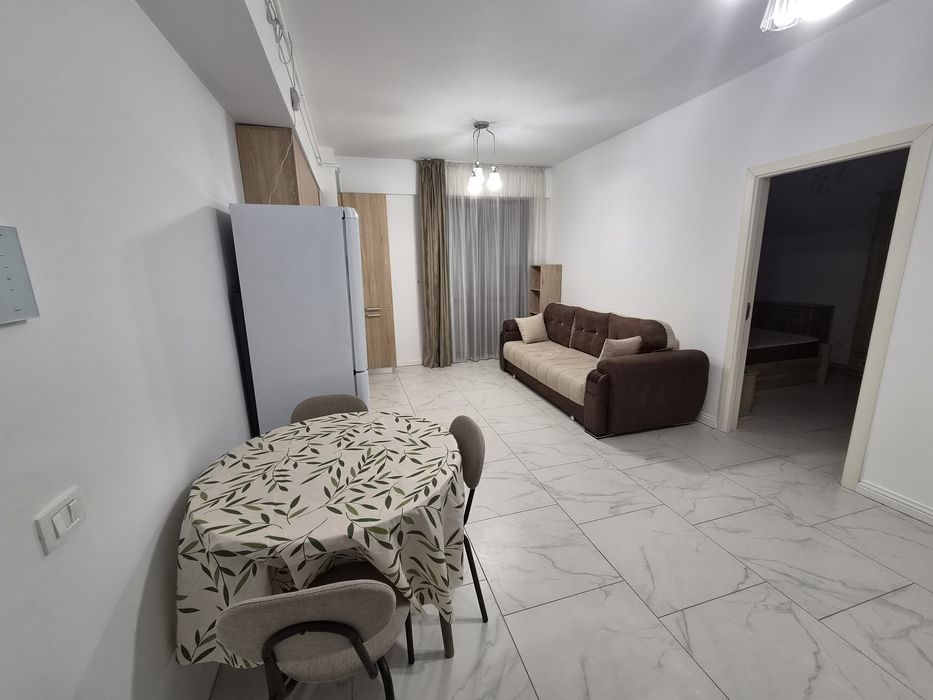 Închiriez apartament cu două camere în bloc nou mobilat si utilat