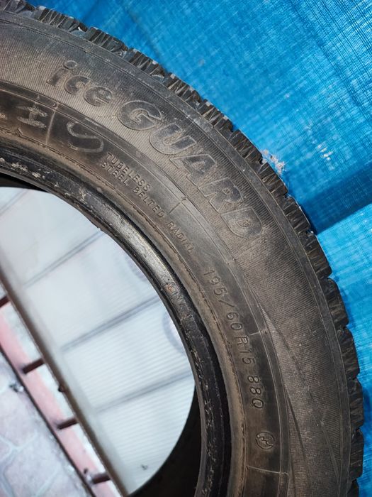 Cauciuc/anvelopa M+S 195/60 R15