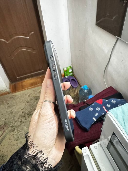 17 про макс оран