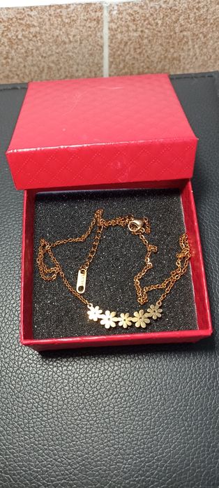 Стилно дамско колие