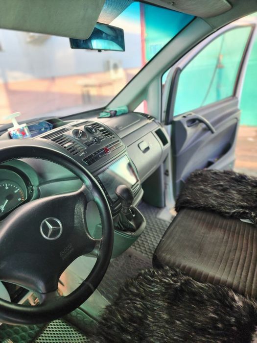 Mercedes Benz Vito