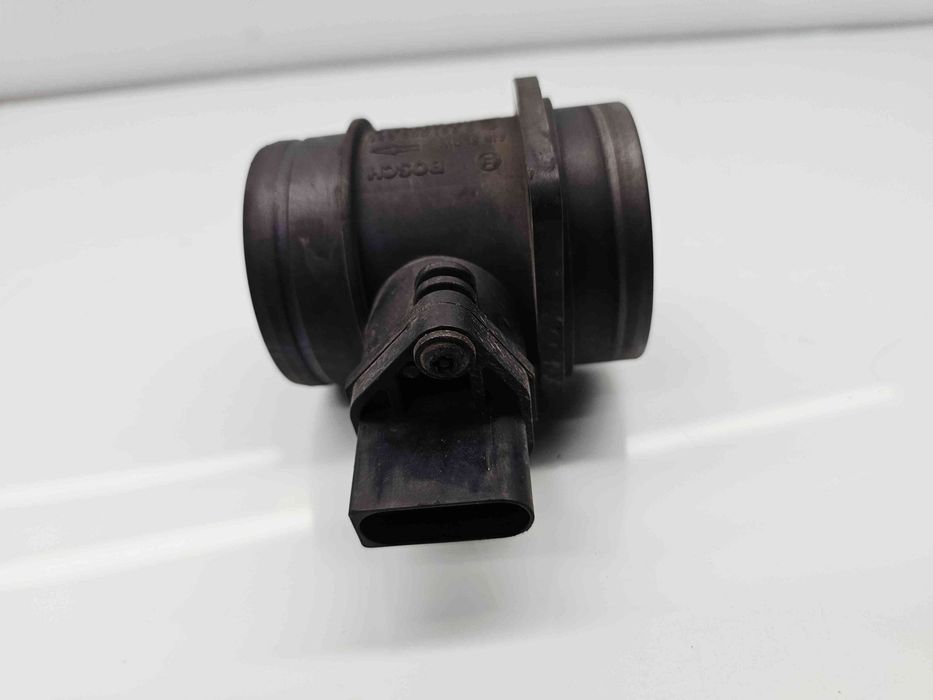 Debitmetru aer Volkswagen Caddy 3 (2KA, 2KH) [Fabr 2004-2010] 03890646