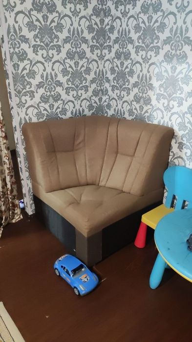 Диван б/у продам срочно самовывоз