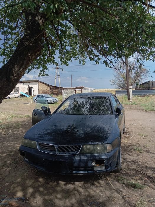 Mitsubishi diamante 2.5