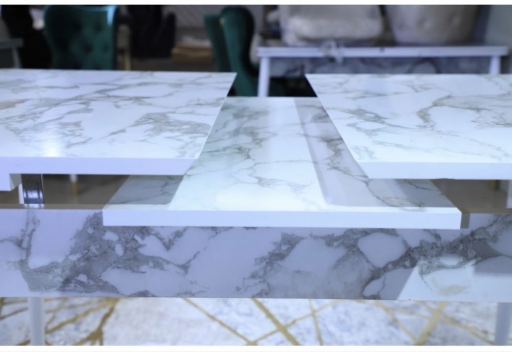 Продам стол кухонный