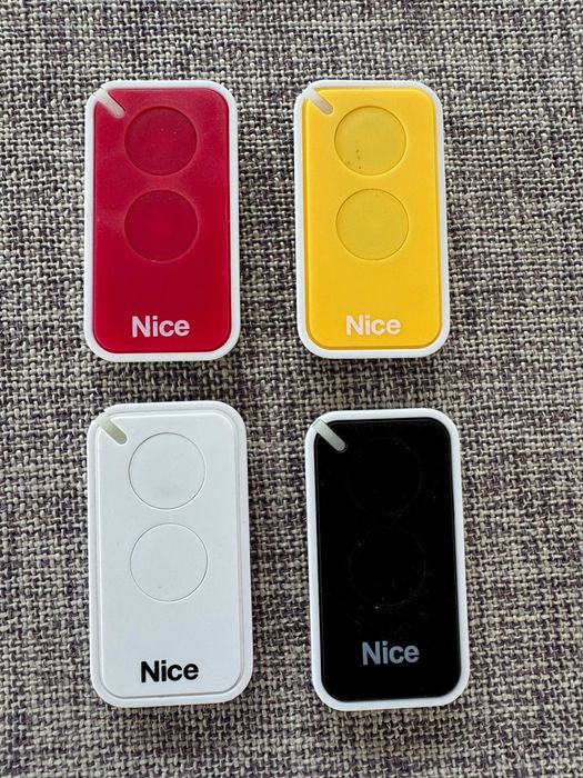 Пульты для ворот и шлагбаумов